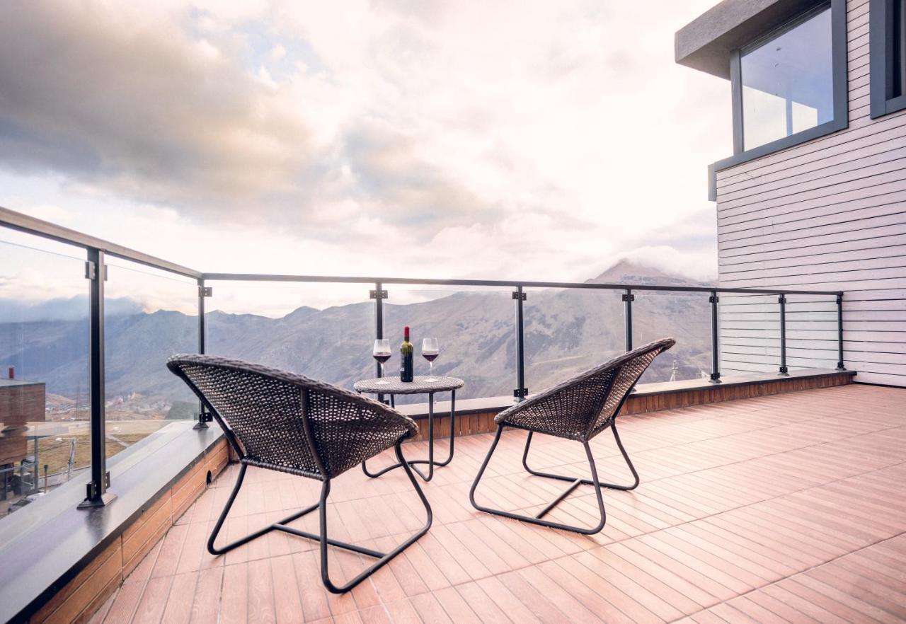 Ati Ambavi Botique Hotel Goedaoeri Buitenkant foto