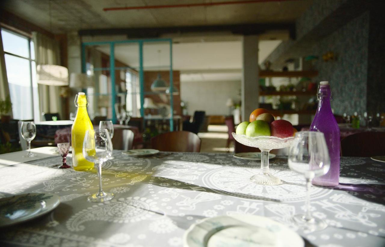 Ati Ambavi Botique Hotel Goedaoeri Buitenkant foto
