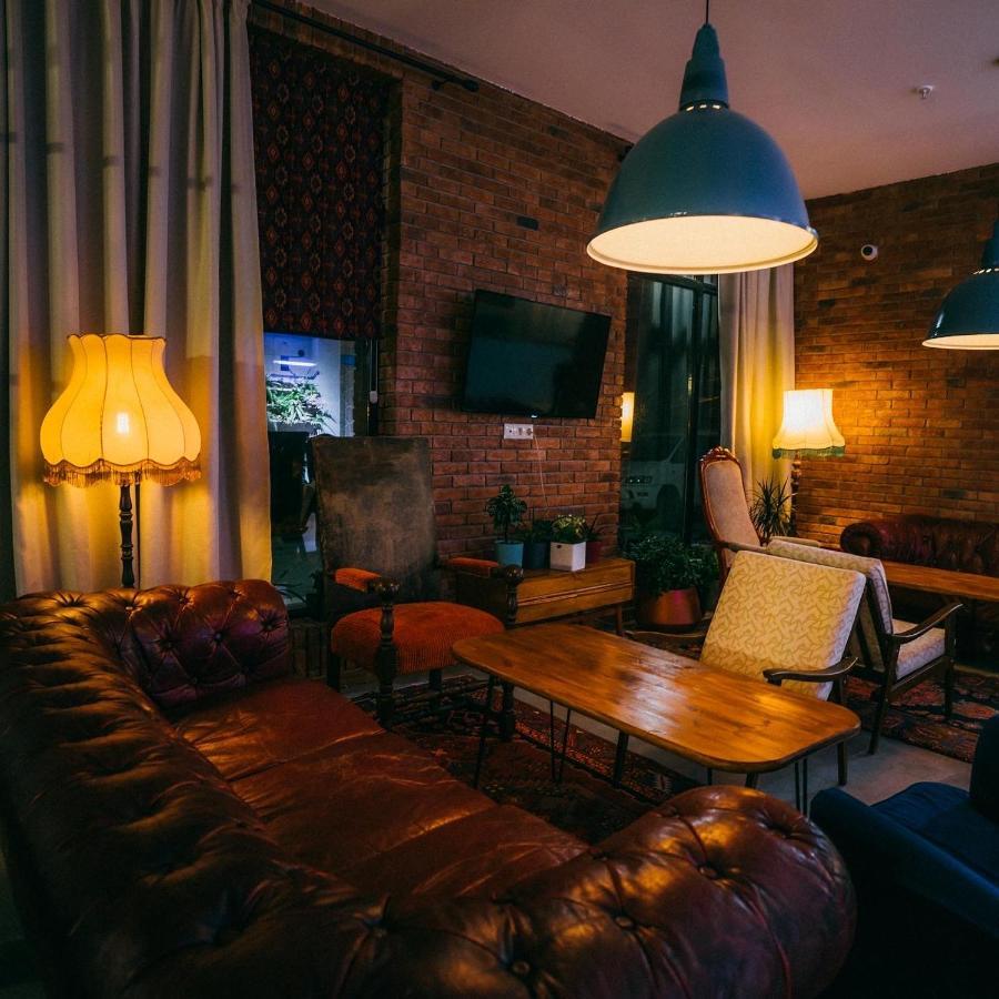 Ati Ambavi Botique Hotel Goedaoeri Buitenkant foto