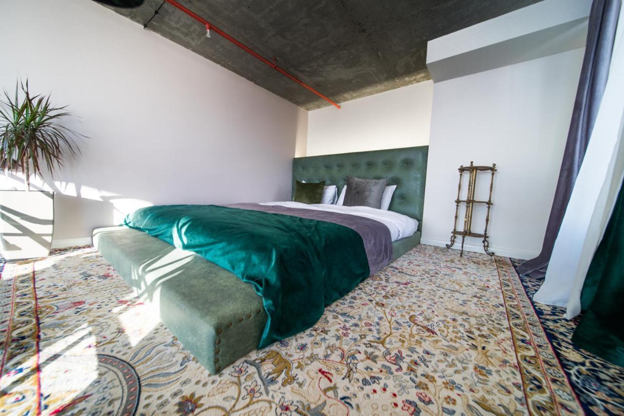 Ati Ambavi Botique Hotel Goedaoeri Buitenkant foto